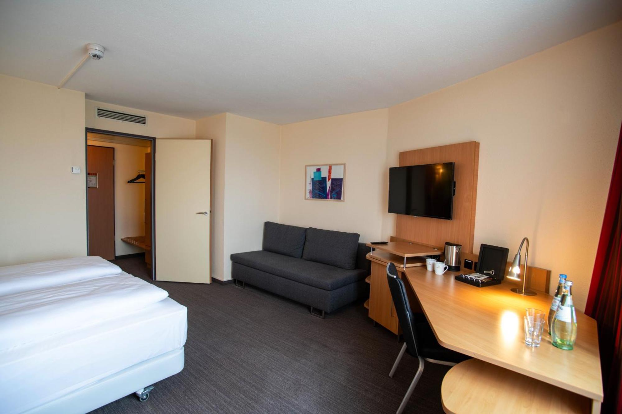 Best Western Conference Airporthotel Frankfurt Moerfelden Экстерьер фото